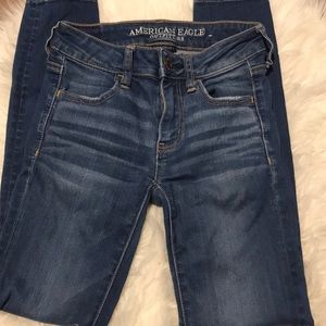 American Eagle Skinny Blue Jeans